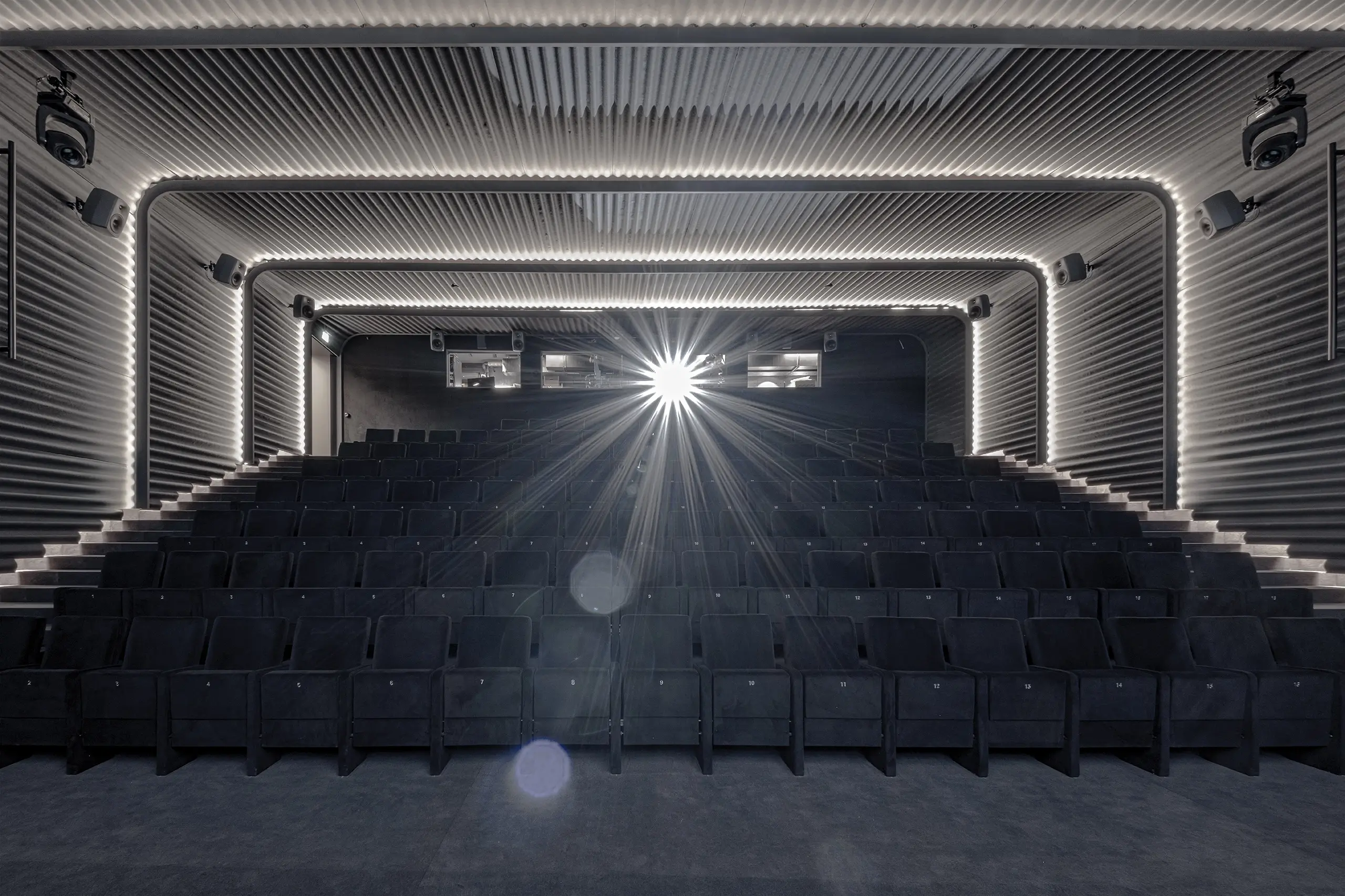 capitole 1.03 nouvellepetitesalle 02 df